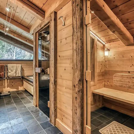 Beautiful Well Located Sleeps 8 * Chamonix