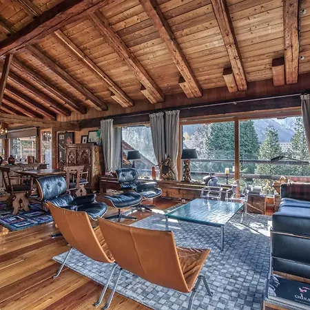Beautiful Well Located Sleeps 8 * Chamonix