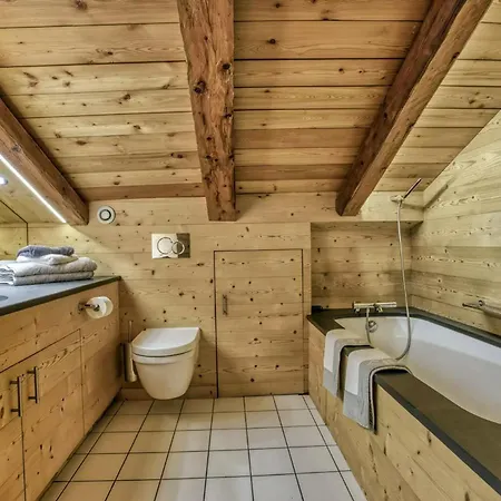Beautiful Well Located Sleeps 8 Appartement *